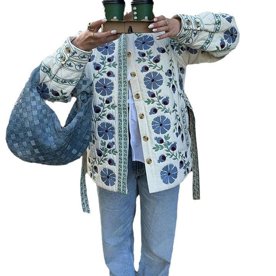 Damen Stickjacke mit folklorischer Blumenstickerei, Knopfleiste und lockerer Passform Nord Taschen