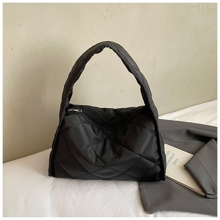 Damen Stepp-Hobo-Tasche aus strapazierfähigem Material Nord Taschen