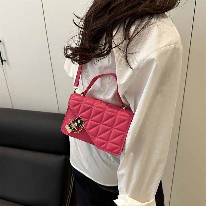 Damen elegante Umhängetasche mit schicker Steppung Nord Taschen