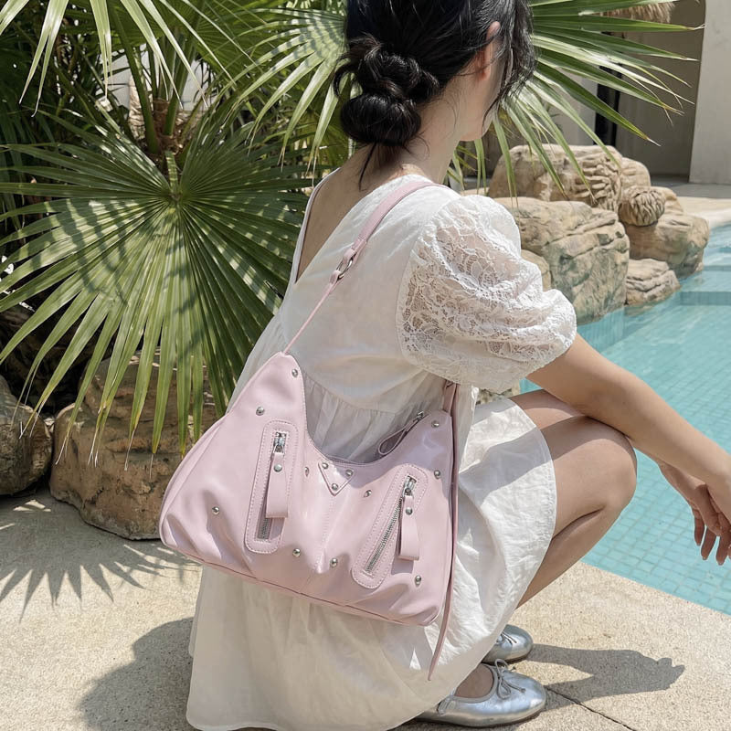Damen Hobo-Tasche mit markanten Reißverschlüssen Nord Taschen