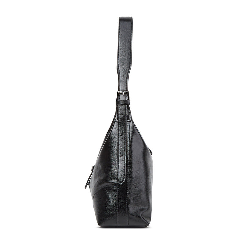 Damen Hobo-Tasche mit dekorativem Schnallenakzent und hochwertiger Kunstlederverarbeitung Nord Taschen