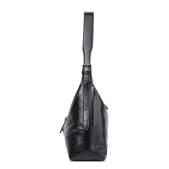 Damen Hobo-Tasche mit dekorativem Schnallenakzent und hochwertiger Kunstlederverarbeitung Nord Taschen