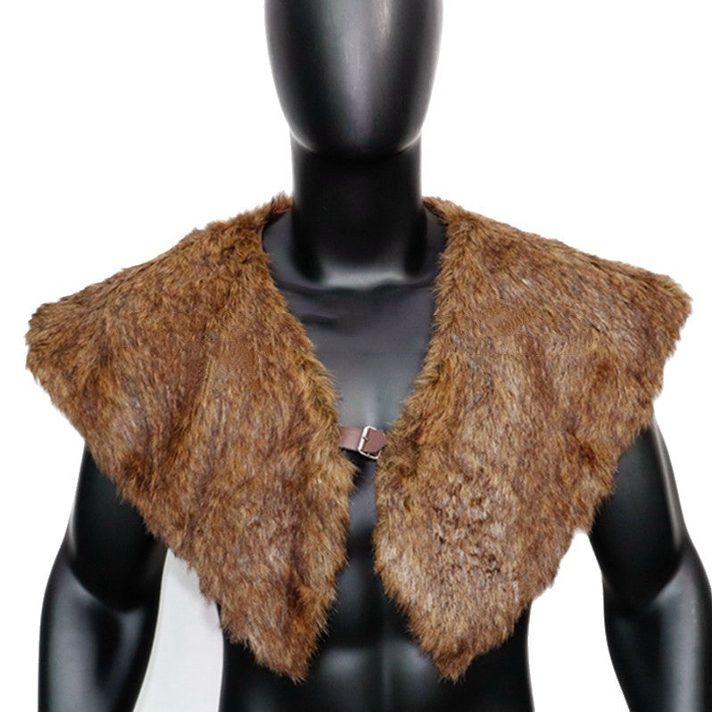 Herren historisch inspiriertes Kunstfell‑Schultercape mit Lederriemen Nord Taschen
