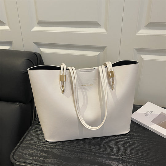 Damen elegante Shopper-Tasche mit goldenen Akzenten Nord Taschen