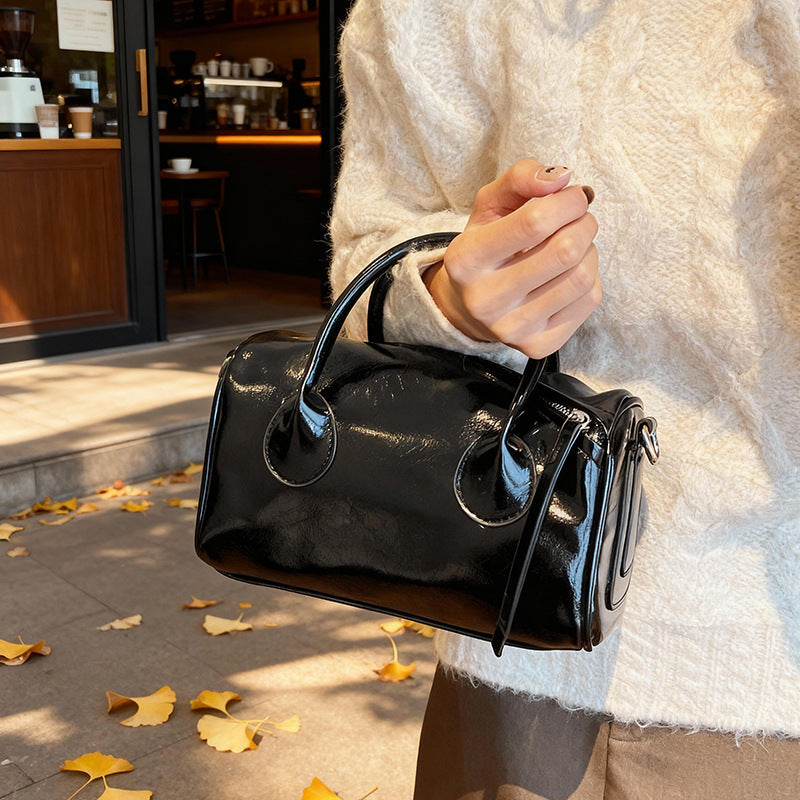 Damen Handtasche im modernen, eleganten Design Nord Taschen