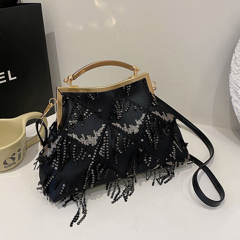 Damen Glamouröse Handtasche mit Fransen und Strass Nord Taschen
