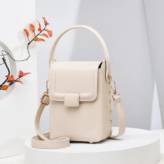 Damen elegante Umhängetasche mit luxuriösem Karomuster und funktionalem Klappenverschluss Nord Taschen
