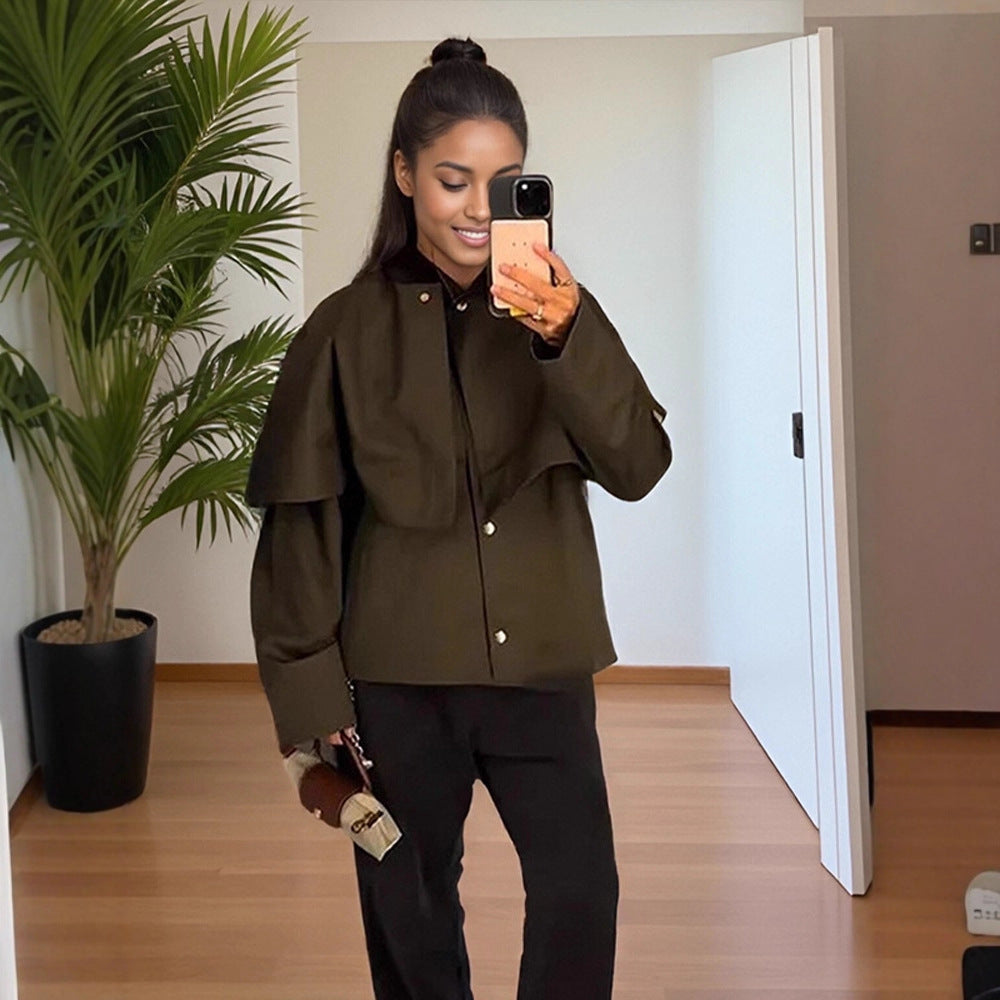 Damen Kurztrenchjacke mit Cape-Overlay und Oversize-Ärmeln Nord Taschen