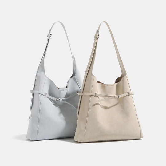 Damen Hobo-Tasche aus hochwertigem, geschmeidigem Kunstleder mit dekorativer Zugbandverzierung Nord Taschen