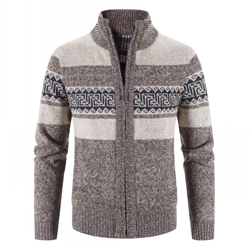 Herren Strickjacke mit hohem Kragen und attraktiven Mustern Nord Taschen