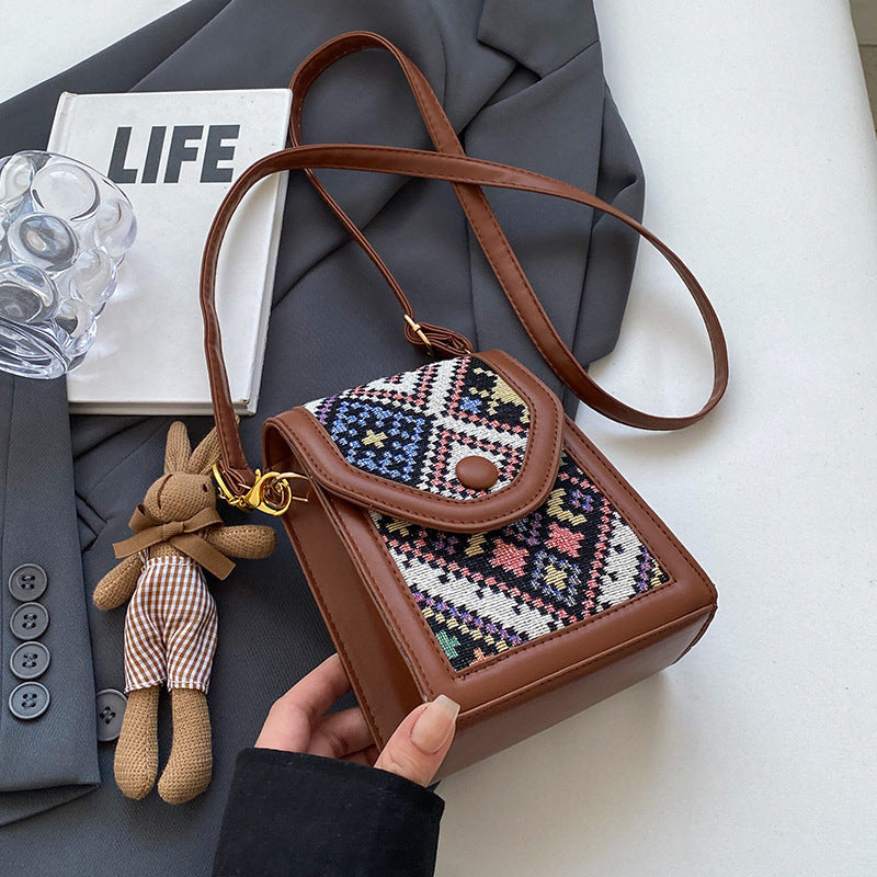 Damen Handtasche mit ethnischem Muster und hochwertigem Leder Nord Taschen