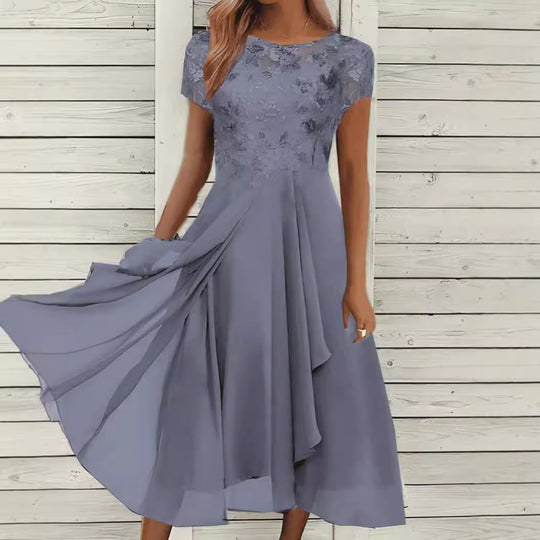 Damen nan elegantes Chiffon-Midikleid mit floraler Spitzenapplikation und fließendem Tellerrock Avellé