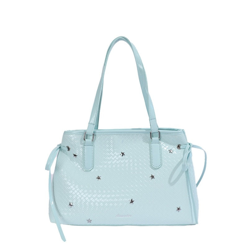 Damen Designer Handtasche mit verspieltem Anhänger und strukturiertem Obermaterial Nord Taschen