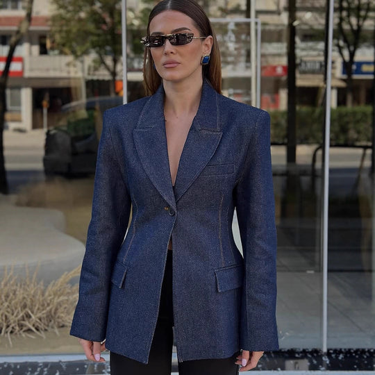 Damen taillierter Jeansblazer mit geschwungenem Revers Nord Taschen