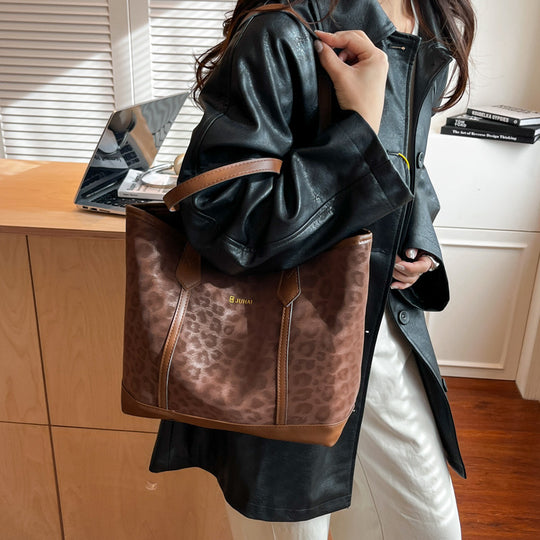 Damen modische Tote-Tasche mit Leopardenmuster und praktischem Innenfach Nord Taschen