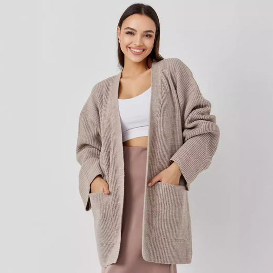 Damen kuscheliger langer Strickcardigan mit weiten Ärmeln und praktischen Taschen Nord Taschen