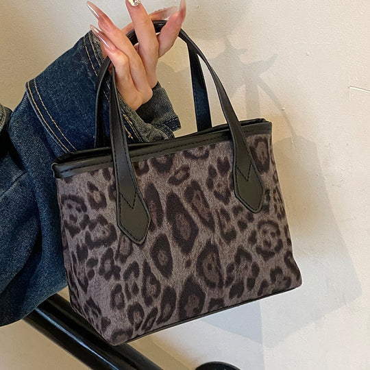 Damen Umhängetasche im Leopard-Design Nord Taschen
