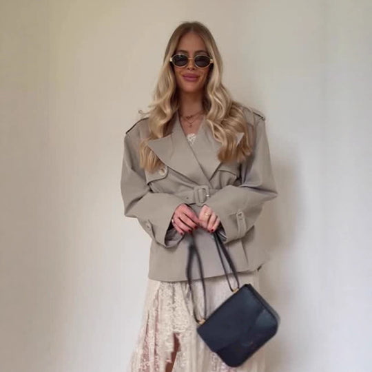 Damen Kurzjacke im Trench-Stil mit taillierendem Bindegürtel und weitem Ärmel Nord Taschen