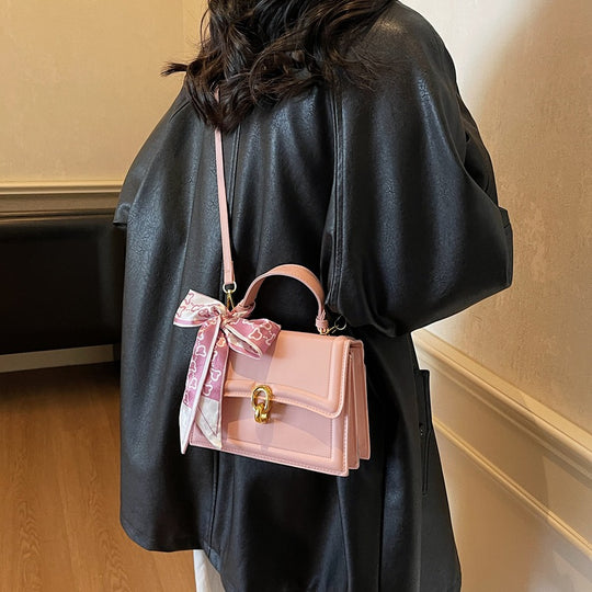 Damen elegante Handtasche mit modischem Halsschalsdetail Nord Taschen