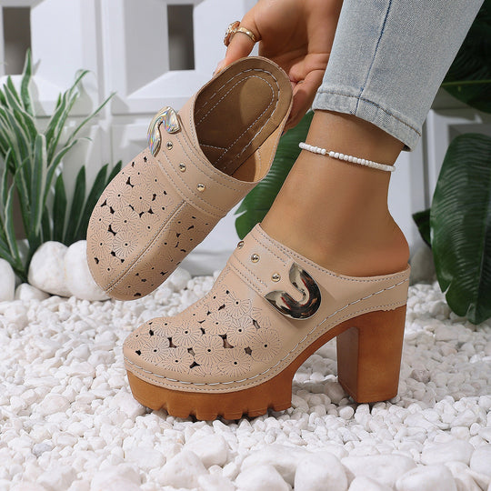 Damen modische Clogs mit perforiertem Design und elegantem Blockabsatz