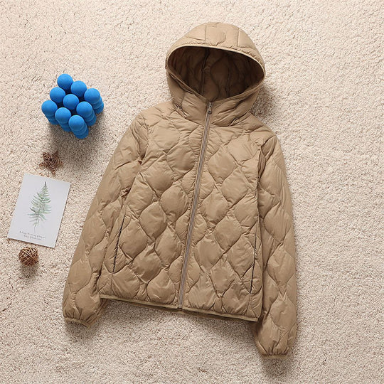 Damen Gesteppte Kapuzenjacke mit organischer Tropfensteppung und komprimierbarer Thermofüllung Nord Taschen