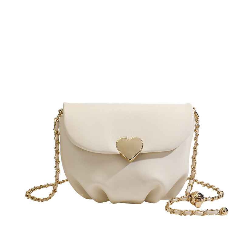 Damen Clutch-Tasche mit Herzverschluss und elegantem Kettenriemen Nord Taschen