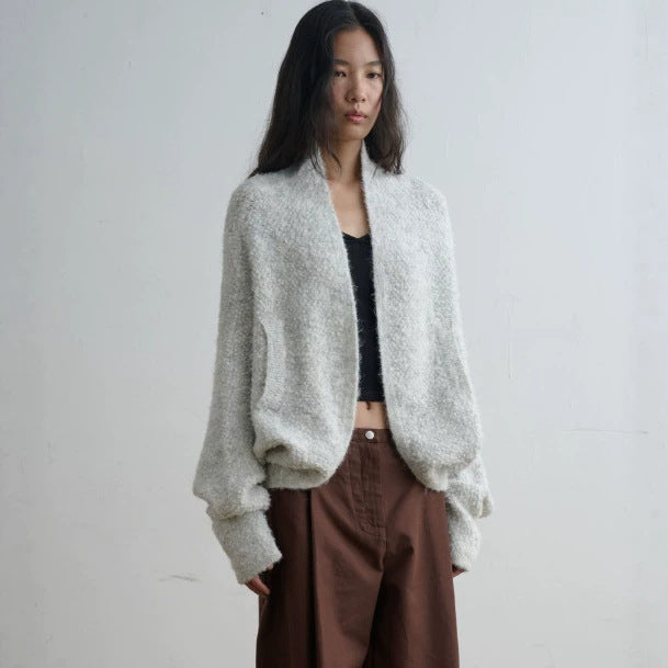 Damen Oversized Bouclé-Strickcardigan mit Schalkragen und aufgesetzten Taschen Nord Taschen
