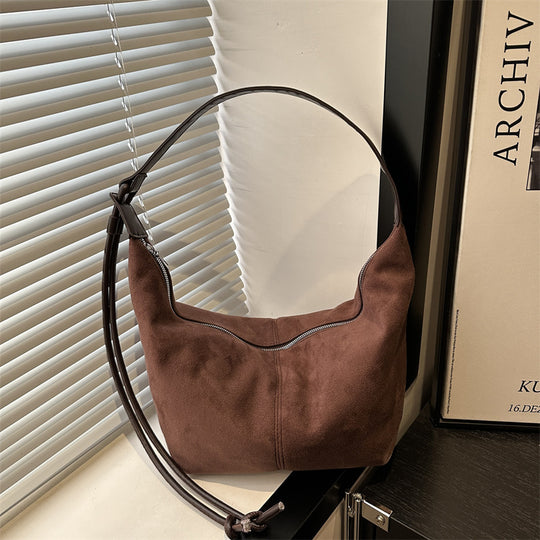 Damen Umhängetasche aus hochwertigem Wildleder mit elegantem Reißverschluss Nord Taschen