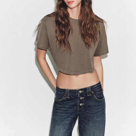 Damen cropped T-Shirt mit weit geschnittenen Ärmeln und weichem Baumwollmaterial Nord Taschen