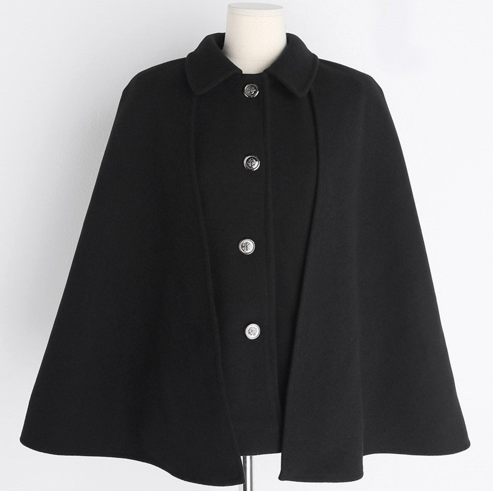 Damen Kurzer Wollmix-Cape-Mantel mit Hemdkragen und aufgesetzten Taschen Nord Taschen