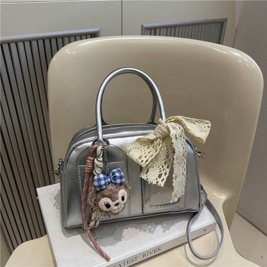 Damen Mini-Handtasche mit verspieltem Tiermotiv und charmantem Anhänger Nord Taschen