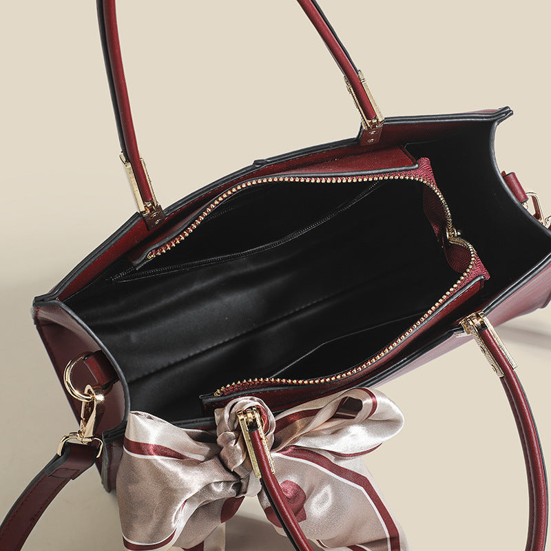 Damen Handtasche mit abnehmbarem Schleifenakzent Nord Taschen