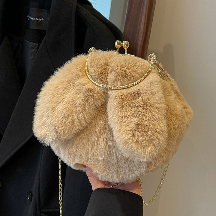 Damen Plüsch Handtasche mit goldenen Akzenten und abnehmbarem Kettenriemen Nord Taschen