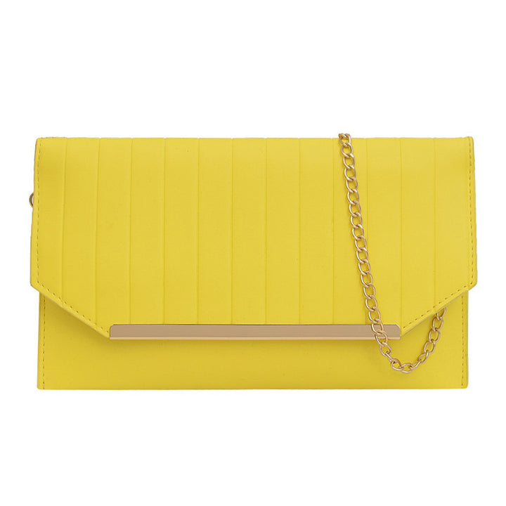 Damen elegante Clutch mit strukturiertem Design und goldenen Akzenten Nord Taschen