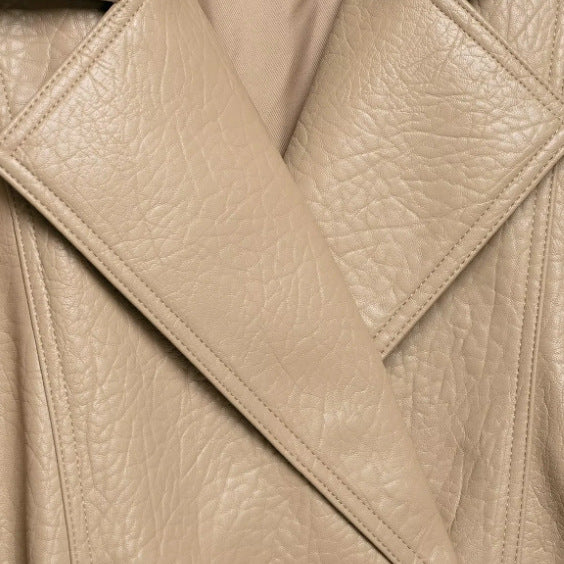 Damen Kurzblouson aus Kunstleder mit doppelreihiger Knopfleiste und Schultercape Nord Taschen