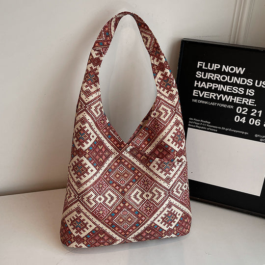 Damen Tasche im modernen Ethno-Design Nord Taschen