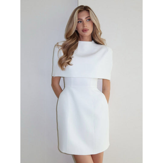 Damen Cape-Minikleid mit Stehkragen und taillierter Korsage Nord Taschen