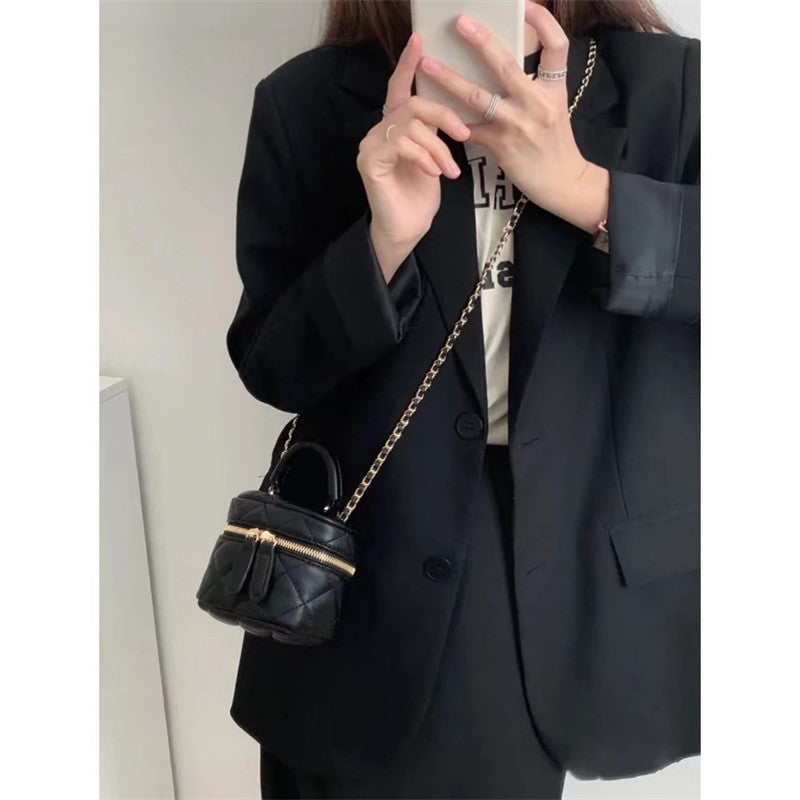 Damen Designer Clutch aus hochwertigem Kunstleder mit elegantem Steppmuster Nord Taschen