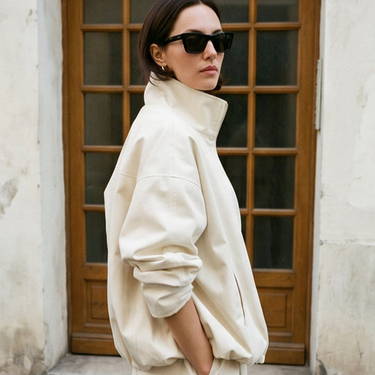 Damen Oversize Cropped-Blouson mit Tunnelzug und fließendem Maxi‑Rock mit Beinschlitz Nord Taschen