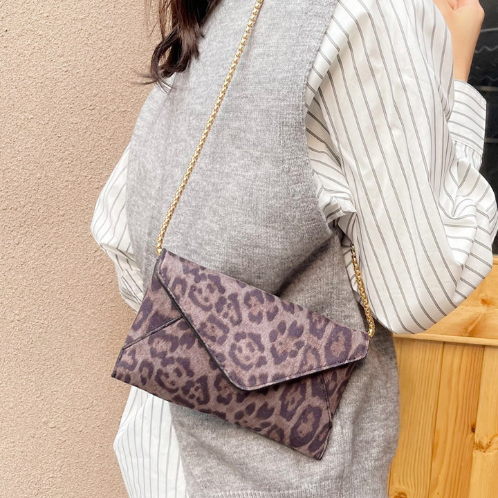 Damen Clutch mit Leopardenmuster Nord Taschen