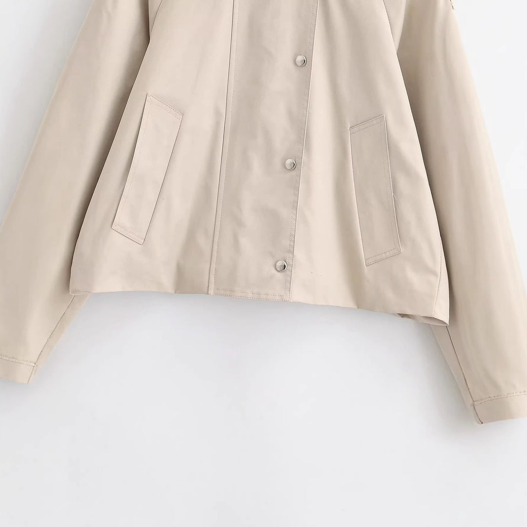 Damen Cropped Trenchjacke im Boxy‑Schnitt mit Schulterklappen und Druckknöpfen Nord Taschen