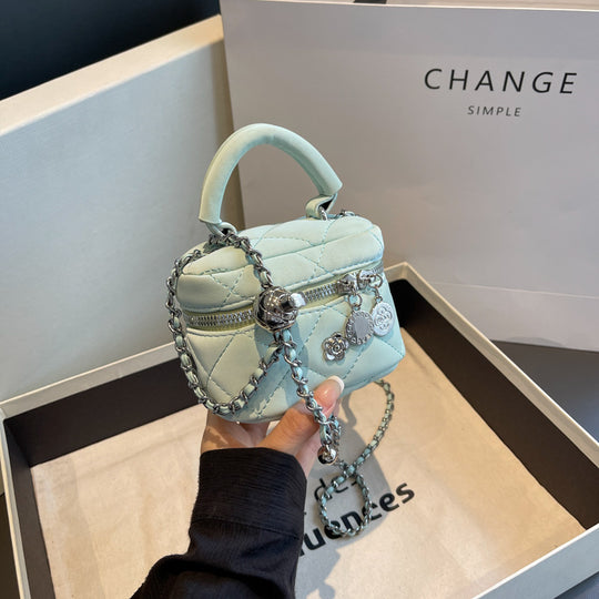 Damen Mini-Handtasche im modernen Design | Nord Taschen