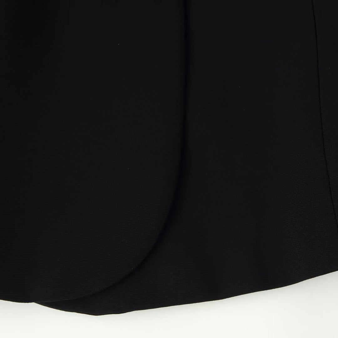 Damen Minimalistische Kurzjacke mit asymmetrischer Blende und Rundhalsausschnitt Nord Taschen