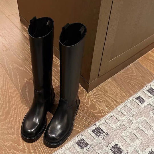 Damen Kniehohe Glattleder-Stiefel mit runder Zehenpartie und robuster Plateausohle Nord Taschen