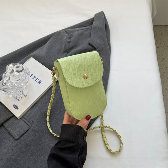 Damen Umhängetasche aus hochwertigem Leder mit elegantem Klappverschluss Nord Taschen