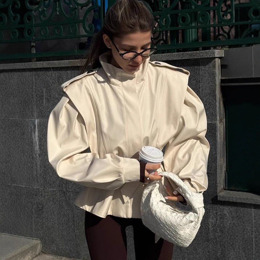 Damen Taillierte Peplumjacke mit Bindegürtel und voluminösen Ärmeln Nord Taschen