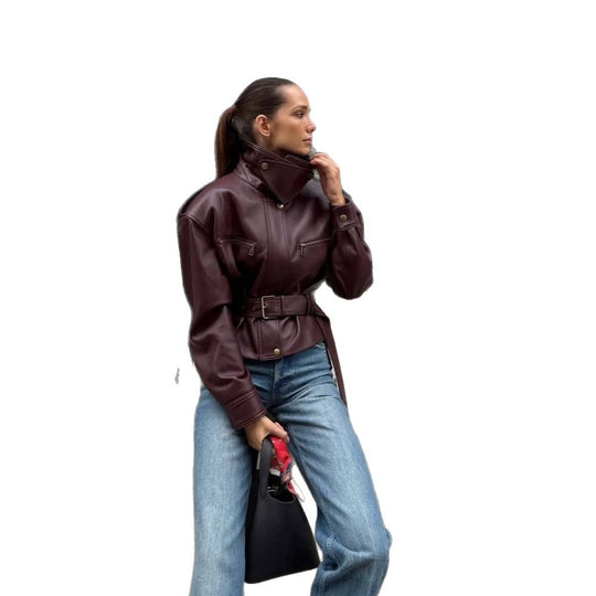 Damen taillierte Lederimitat-Bomberjacke mit hohem Stehkragen und Bindegürtel Nord Taschen