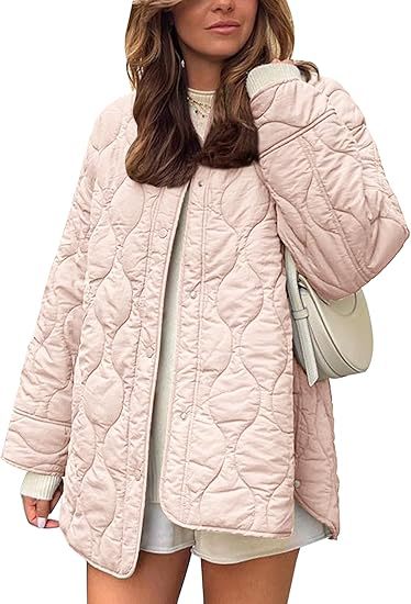 Damen Steppjacke im Oversize Design mit gewölbter Steppung und seitlichem Schlitz Nord Taschen