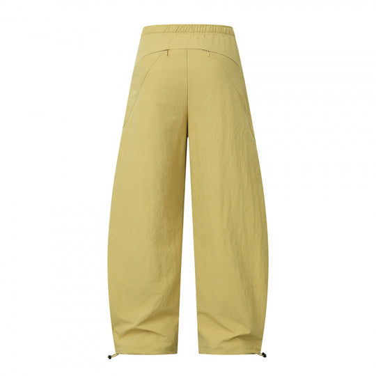 Damen Weite Cargo-Hose mit Tunnelzugbund, integriertem Webgürtel und verstellbaren Kordelabschlüssen Nord Taschen