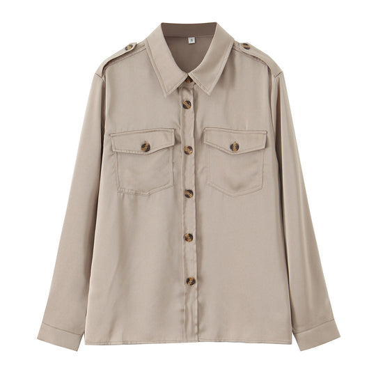 Damen Oversize-Hemdbluse mit aufgesetzten Brusttaschen und Schulterklappen Nord Taschen